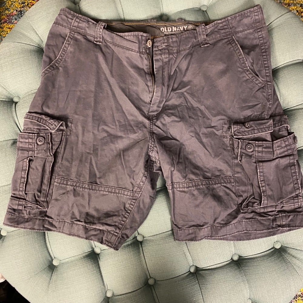 Men’s old navy cargo shorts